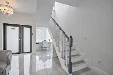 New Townhome Near Wilton/Las Olas/Beach フォート・ローダーデール エクステリア 写真